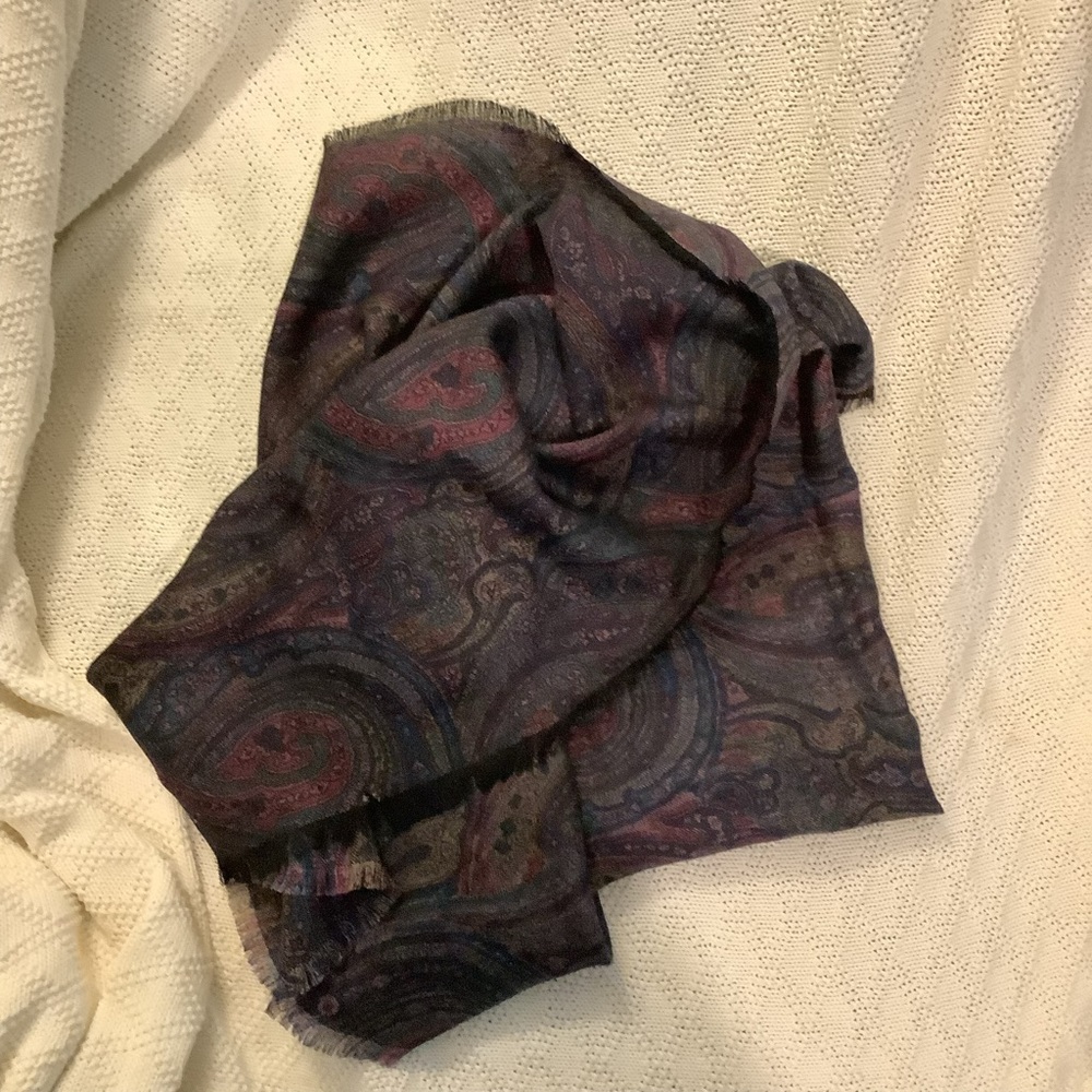 Beautiful paisley scarf.  Silk blend
